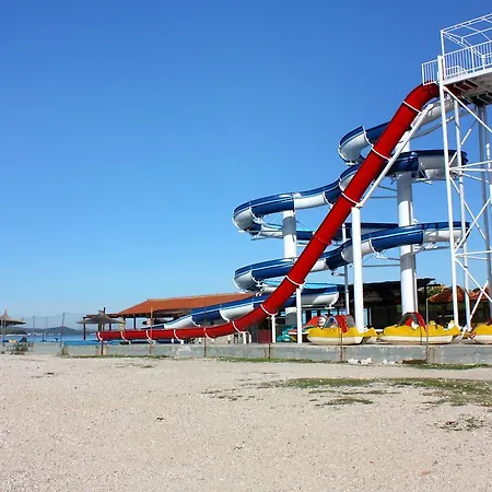 Quadruple 6219h Biograd Na Moru